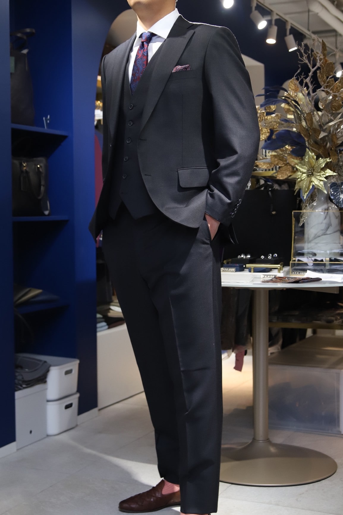 成人式スーツ　お客様スーツ　ネイビースーツ　
