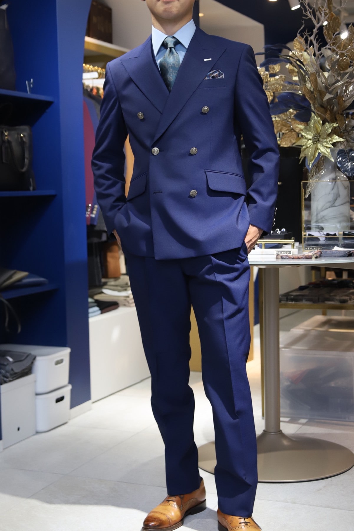 成人式スーツ　お客様スーツ　ネイビースーツ　