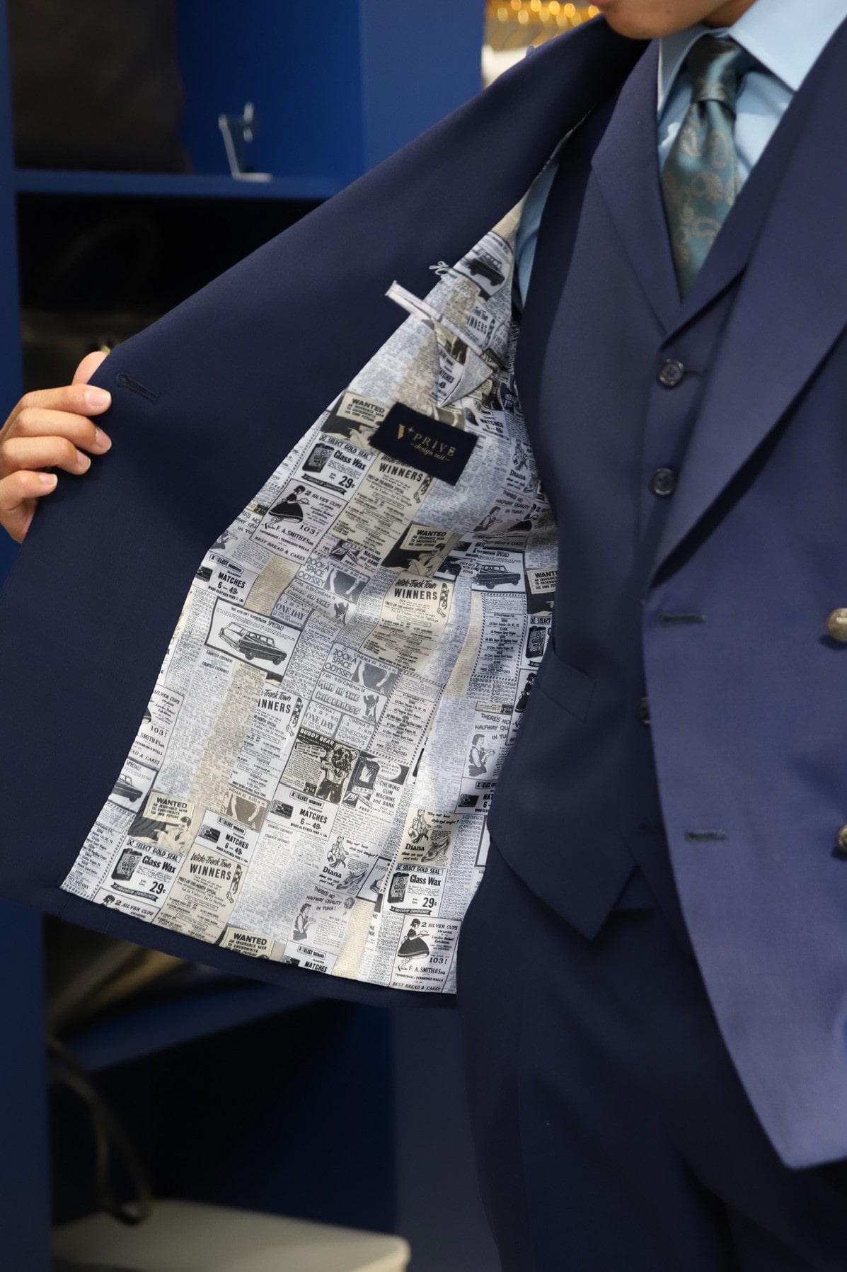 成人式スーツ　お客様スーツ　ネイビースーツ　