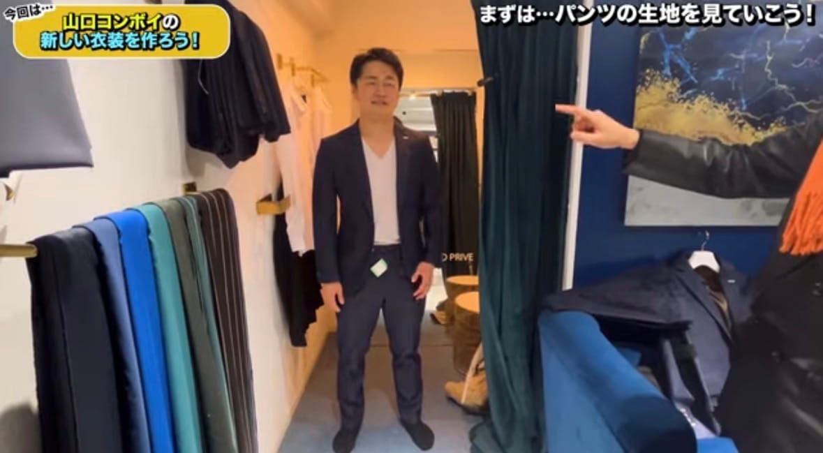 山口コンボイ　舞台衣装　お笑い芸人　ケビンス　メディア掲載情報