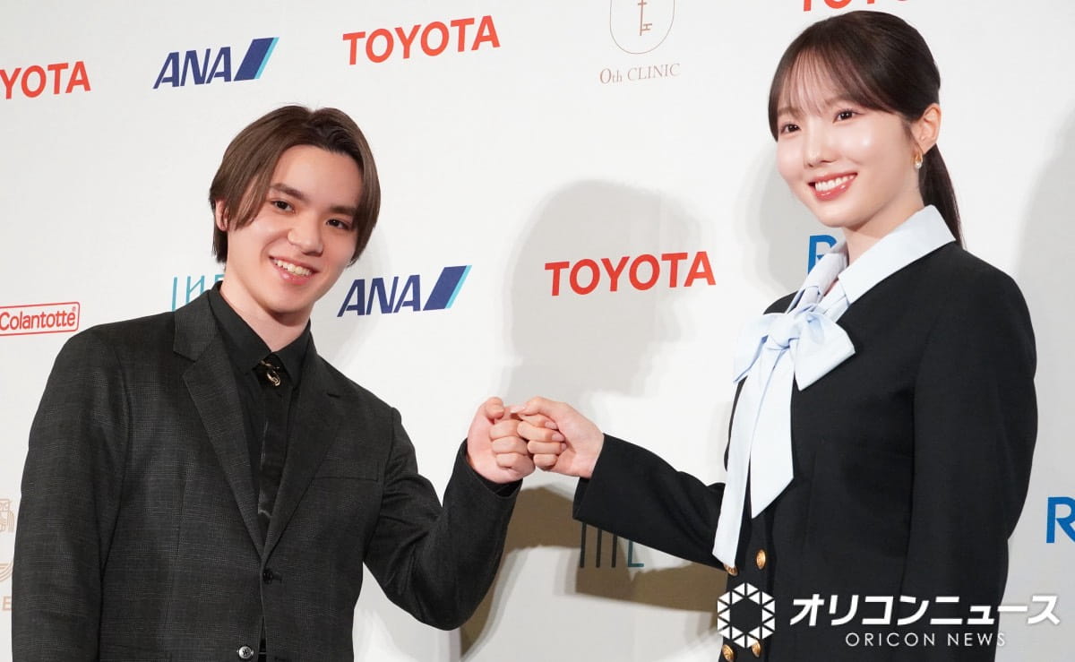 本田真凜 宇野昌磨 オーダースーツ 記者会見 レディーススーツ ネイビースーツ オケージョン